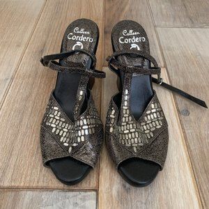 Caleen Cordero Leather Wood Heels Ankle Strap Sandals Silver Accents sz 6